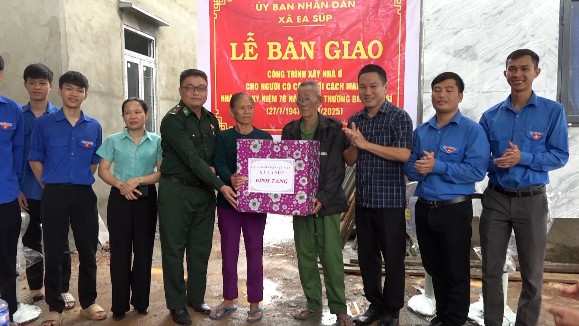 BAN GIAO NHA.mp4.00_01_03_13.Still002